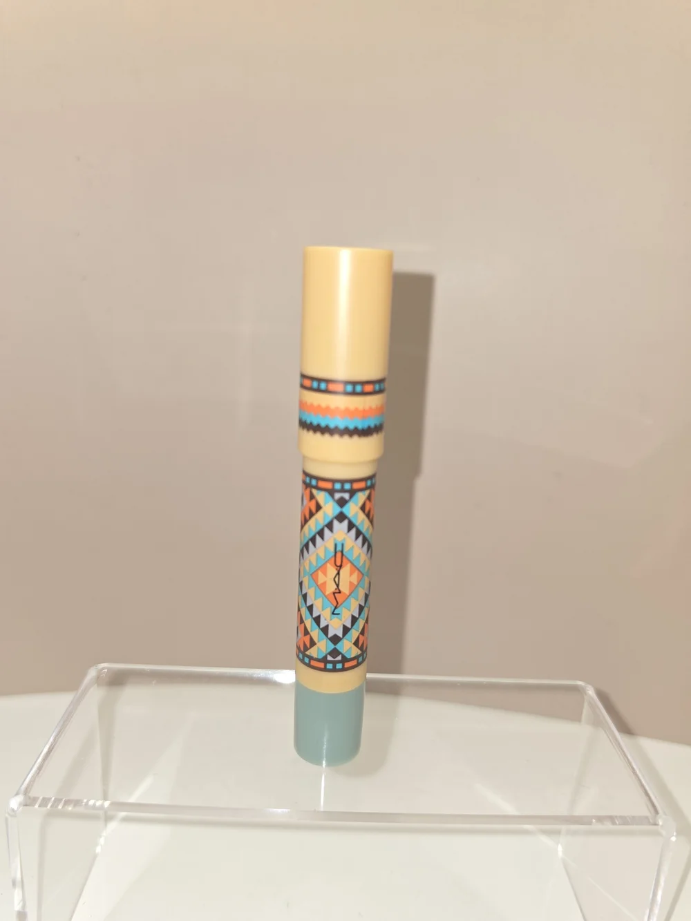 LIMITED EDITION MAC VIBE TRIBE PATENT POLISH LIP PENCIL- 